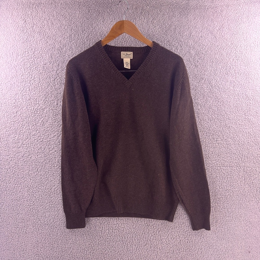 Vintage LL Bean Mens Medium V-Neck Sweater Brown Lambswool Blend 0 BHX2 Medium
